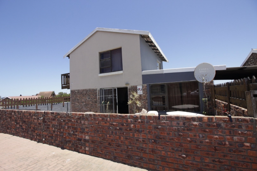 6 Bedroom Property for Sale in Wavecrest Eastern Cape